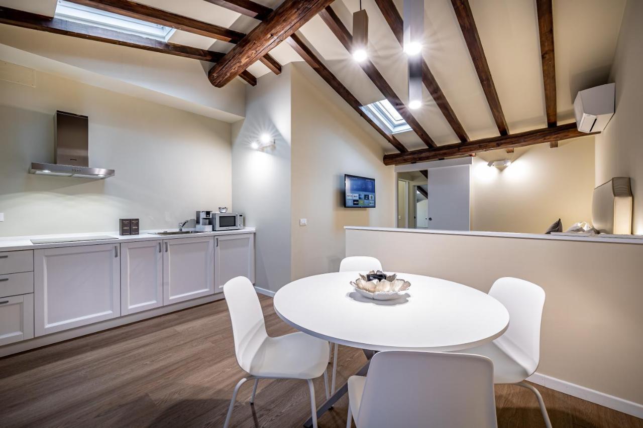 Garibaldi Luxury Apartments プラート エクステリア 写真