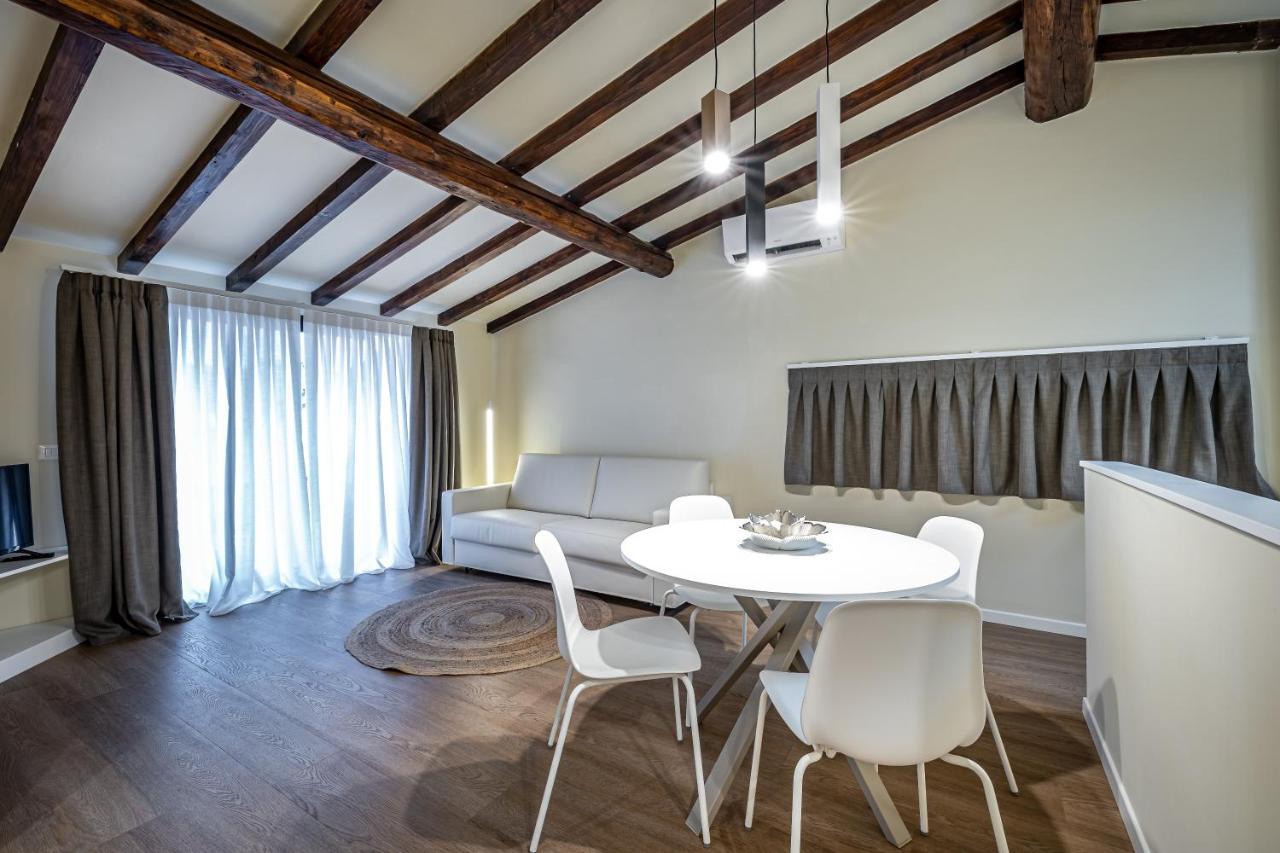 Garibaldi Luxury Apartments プラート エクステリア 写真
